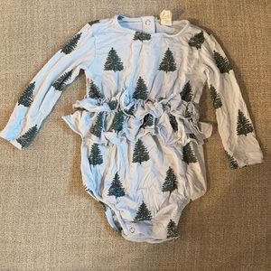 Kate Quinn Bamboo Trees 6-12 months ruffle bubble onesie
